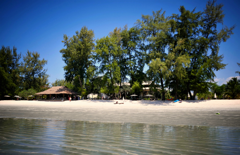 Phayam Lodge Beach Resort